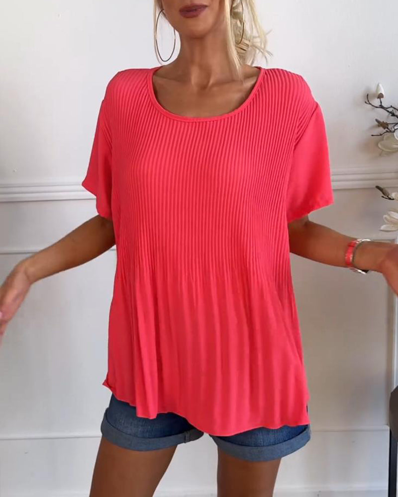 Plain round-neck pleated blouse