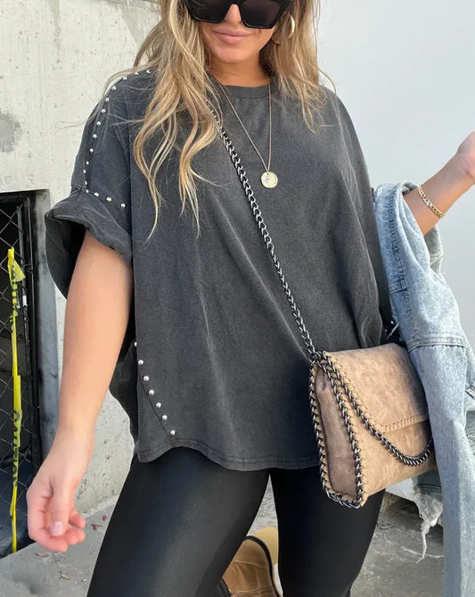 Bella - OVERSIZED T-SHIRT WITH STUDS